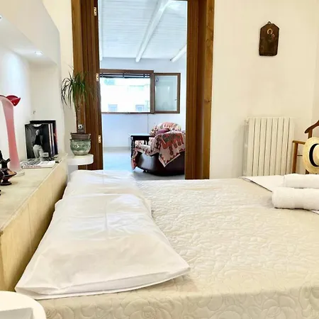 Gaia's Apartment *